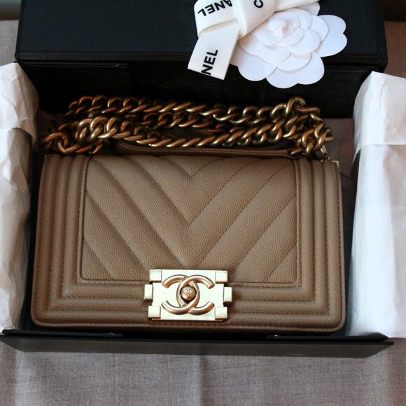 NIB Chanel Chevron Quilted Small Boy Bag - Beige with Gold hardware - Picture 2 of 9
